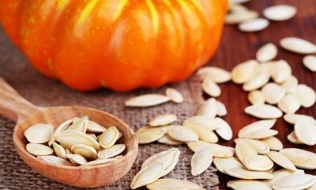 the benefits of pumpkin seeds with honey to treat prostatitis